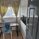 Queens Rooms, A Perfect Stay, Next To Shopping Parks And Central Manchester